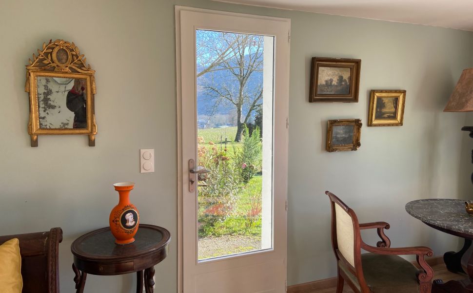 Belle Maison Souletine à la Lisière du village avec Vue Dégagé des Montagnes